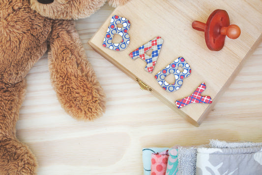 The Pro's and Con's of using a Pacifier