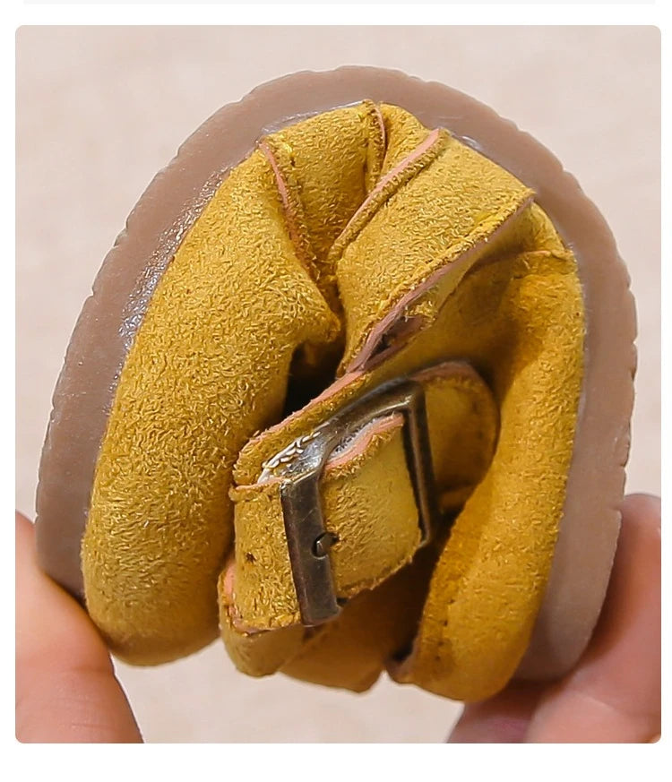 These sandles have a flexible sole and are comfortable sandles for toddles and kids