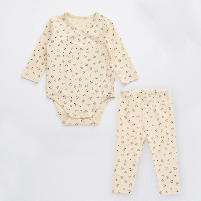 2 Piece set, long sleeved onesie with side and bottom snaps and leggings with little berries